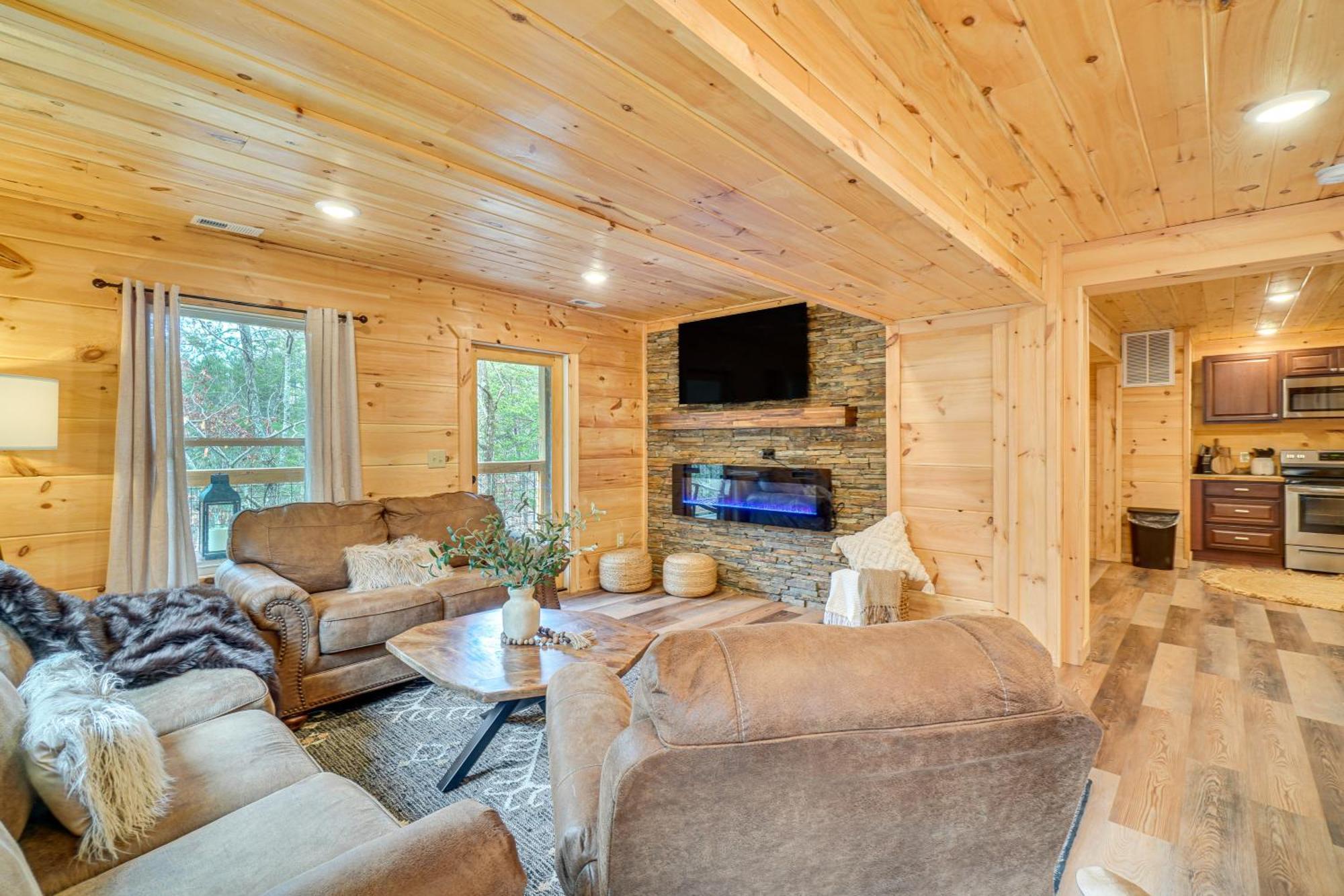 Cozy Sevierville Cabin With Hot Tub And Game Room! Pigeon Forge Exterior photo