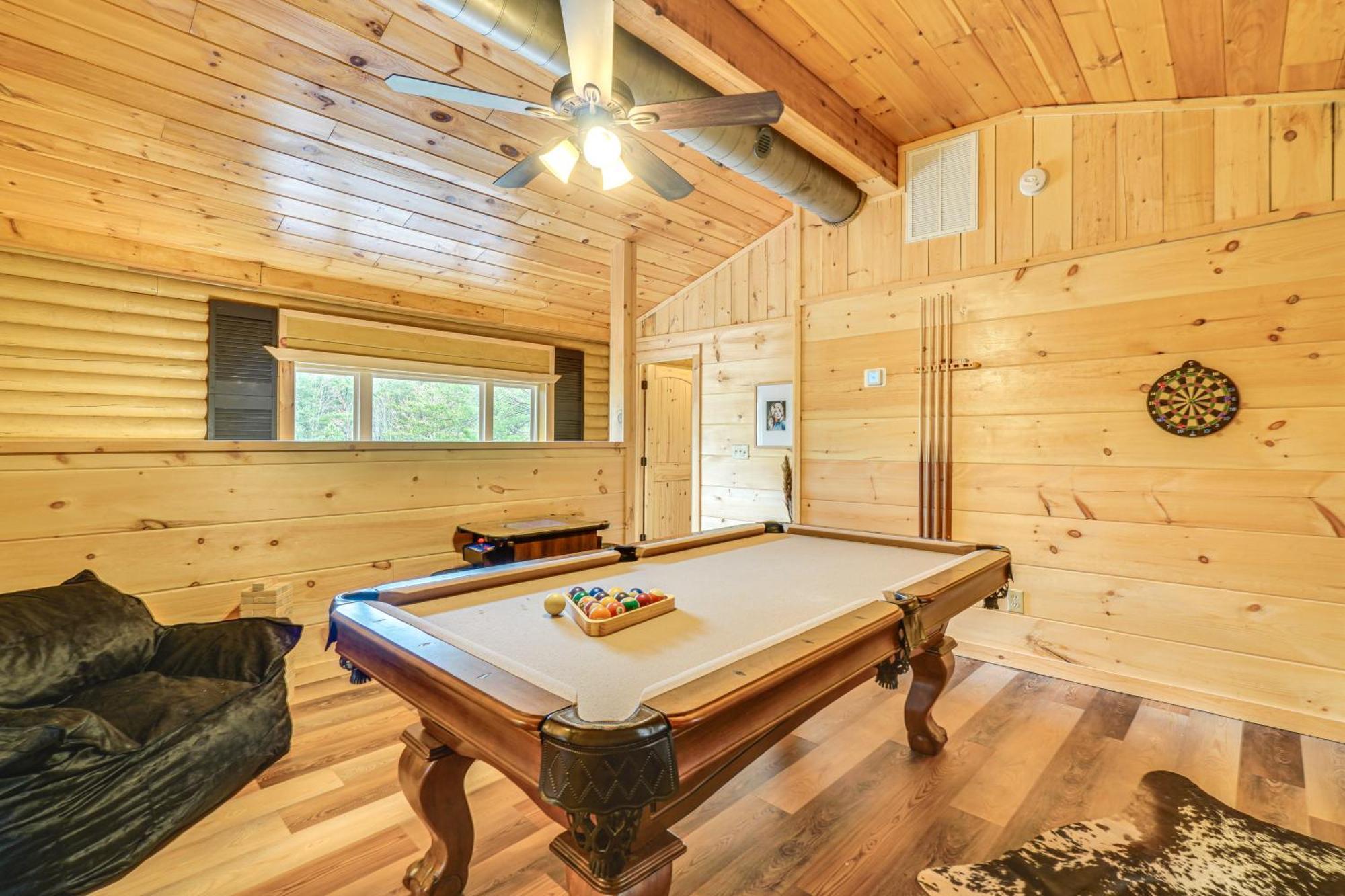 Cozy Sevierville Cabin With Hot Tub And Game Room! Pigeon Forge Exterior photo