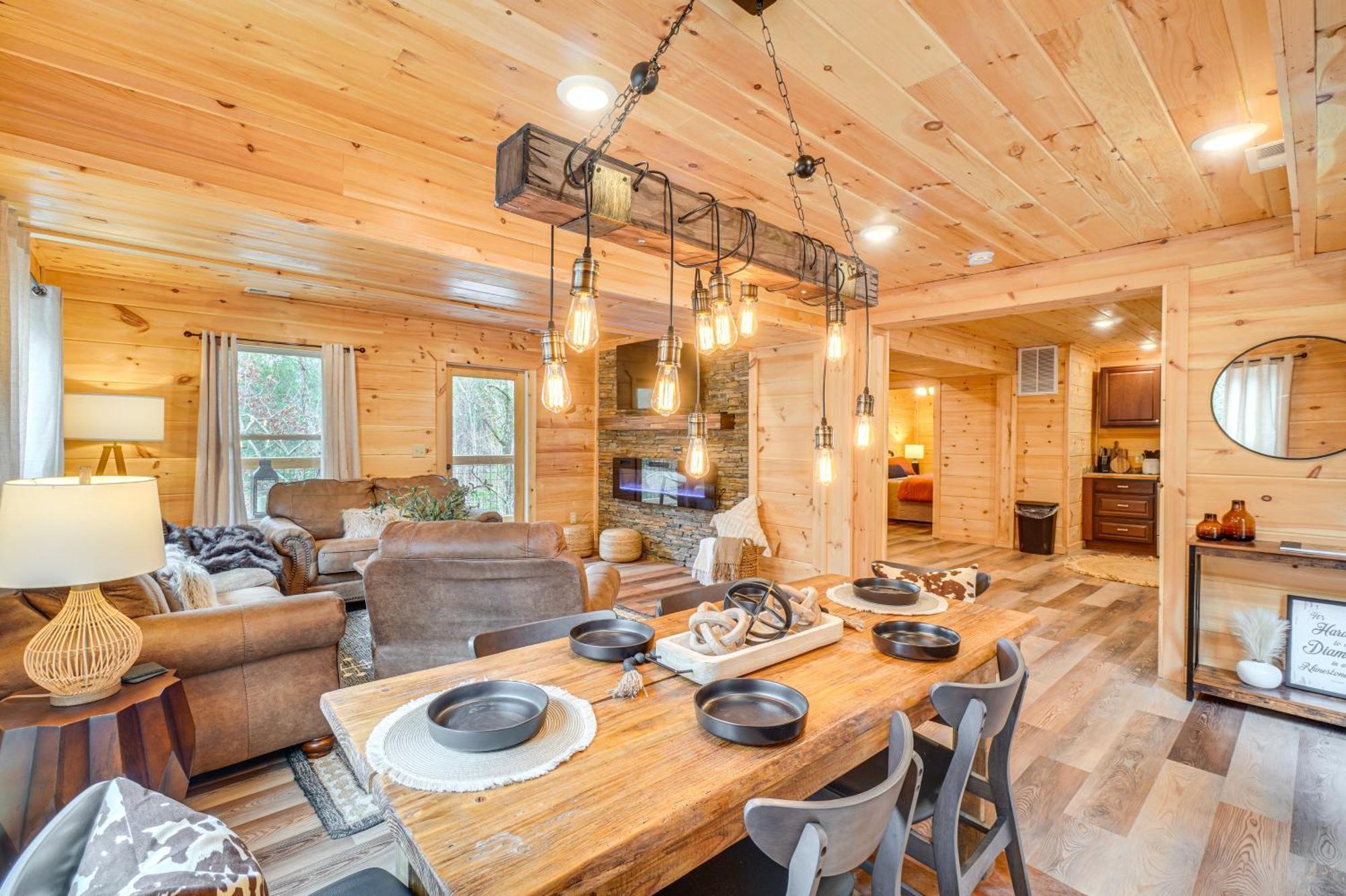 Cozy Sevierville Cabin With Hot Tub And Game Room! Pigeon Forge Exterior photo